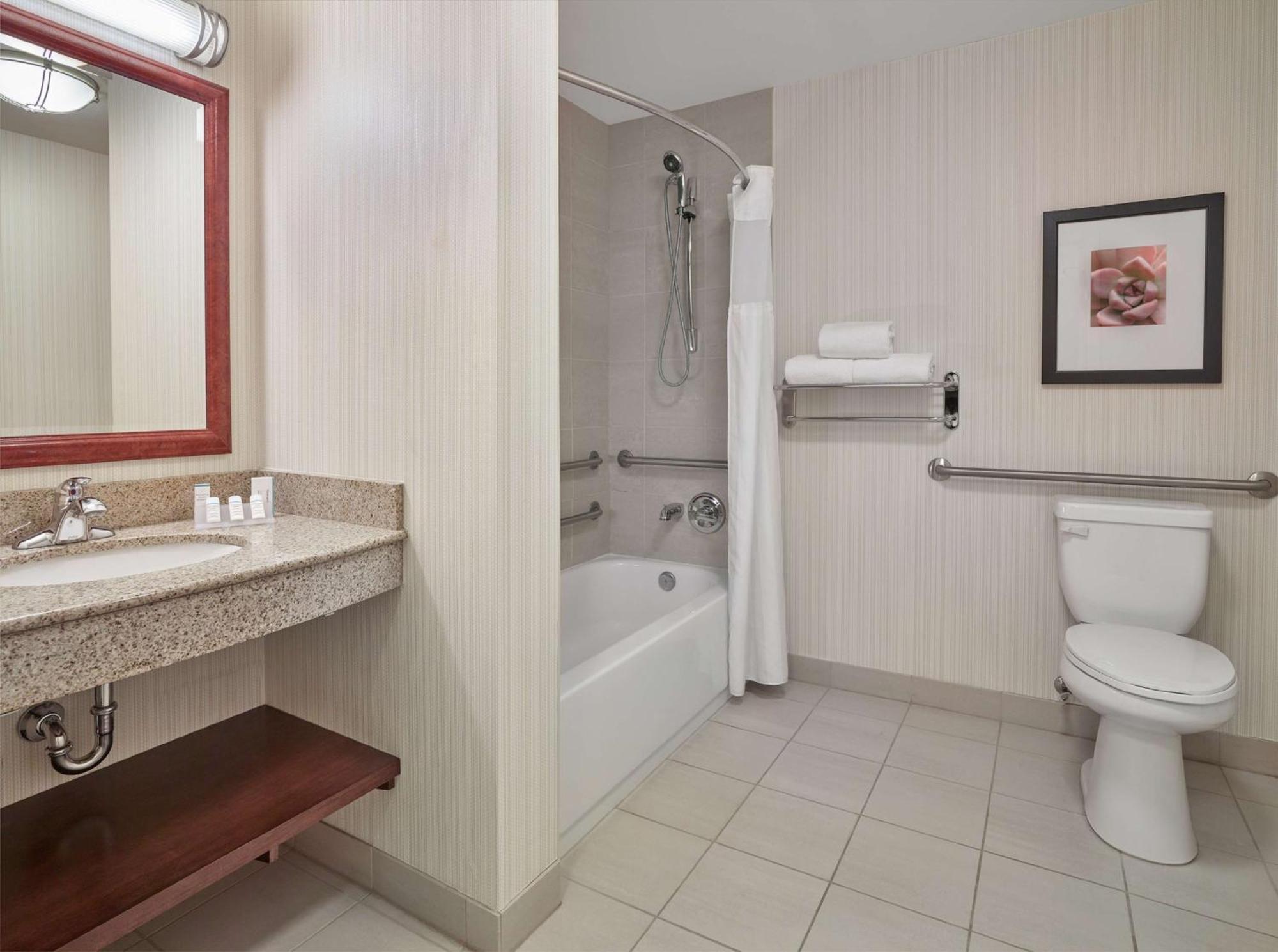 Hilton Garden Inn West Edmonton Eksteriør bilde