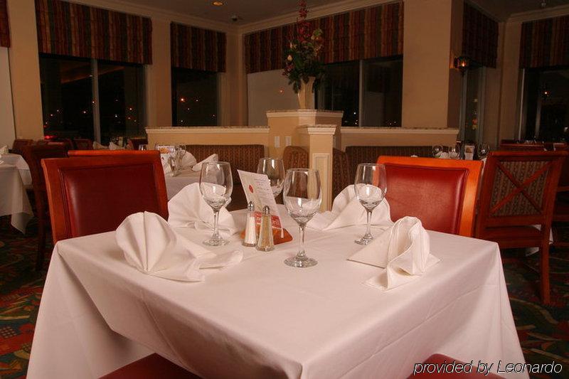 Hilton Garden Inn West Edmonton Restaurant bilde